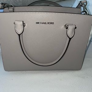 Gray Micheal Kors Bag